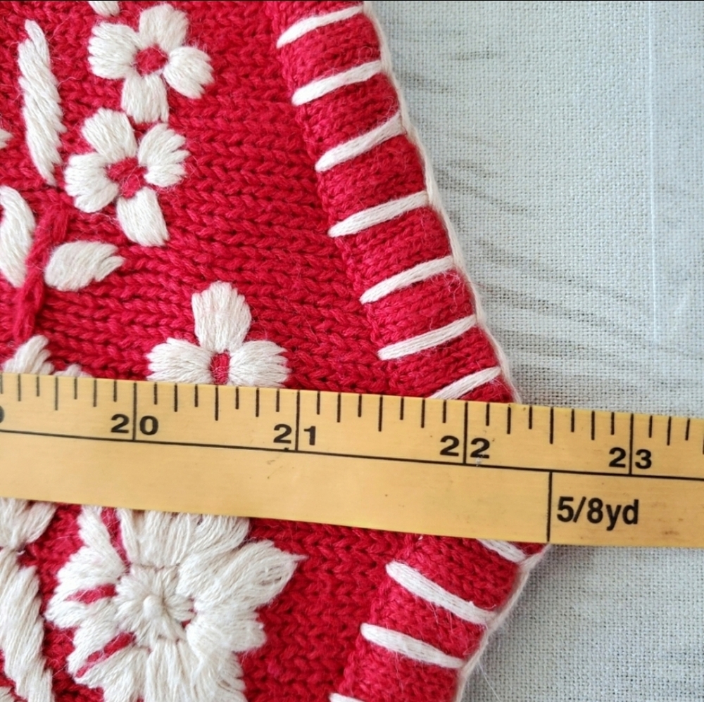 Vintage Susan Bristol Red Cream Embroidered Vest - Picture 15 of 15